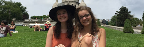 Marie und ich nach der Mathematik-Matura auf dem Montmartre